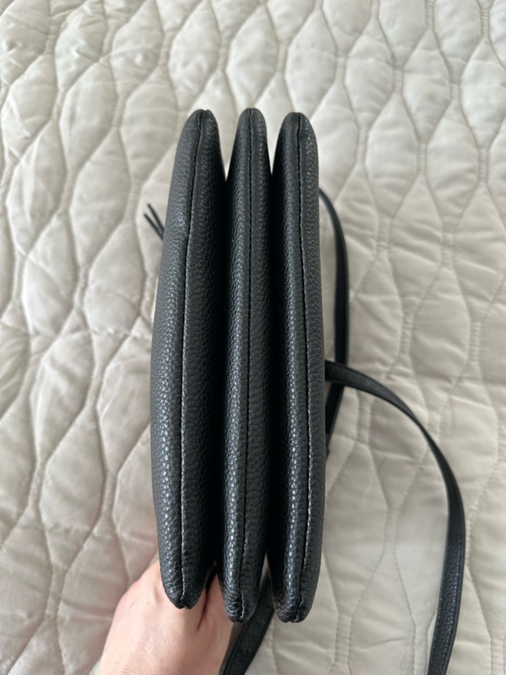Seven Days Vegan Leather Black Crossbody Bag - Minimalist Shoulder Purse - Picture 6 of 11